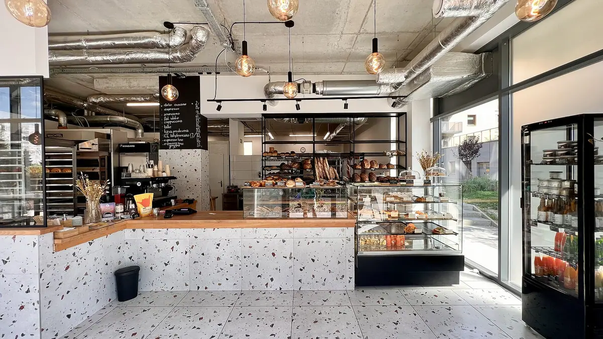 Cooplands – bakery in Bransholme, Hull
